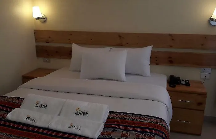 Vista Hotel 3*