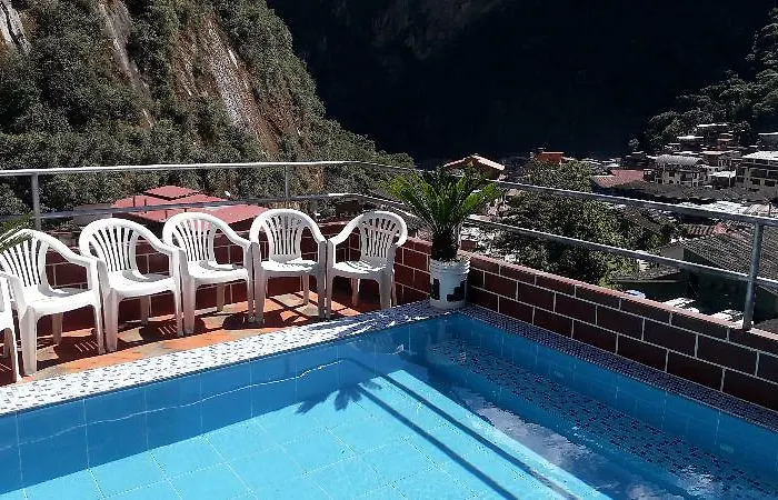 Vista Hotel 3*
